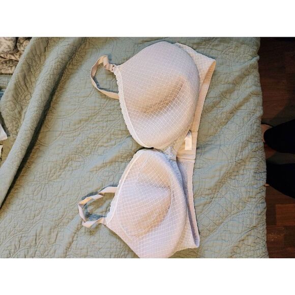 Gilligan & O'Mally Nursing Bra - Picture 2 of 3